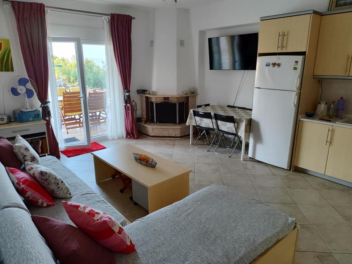 Λελα Apartment Kriopigi Bagian luar foto